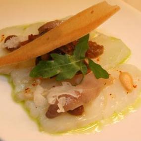 Carpaccio de Bacalao con calabaza braseada