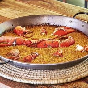 Arroz de bogavante en paella